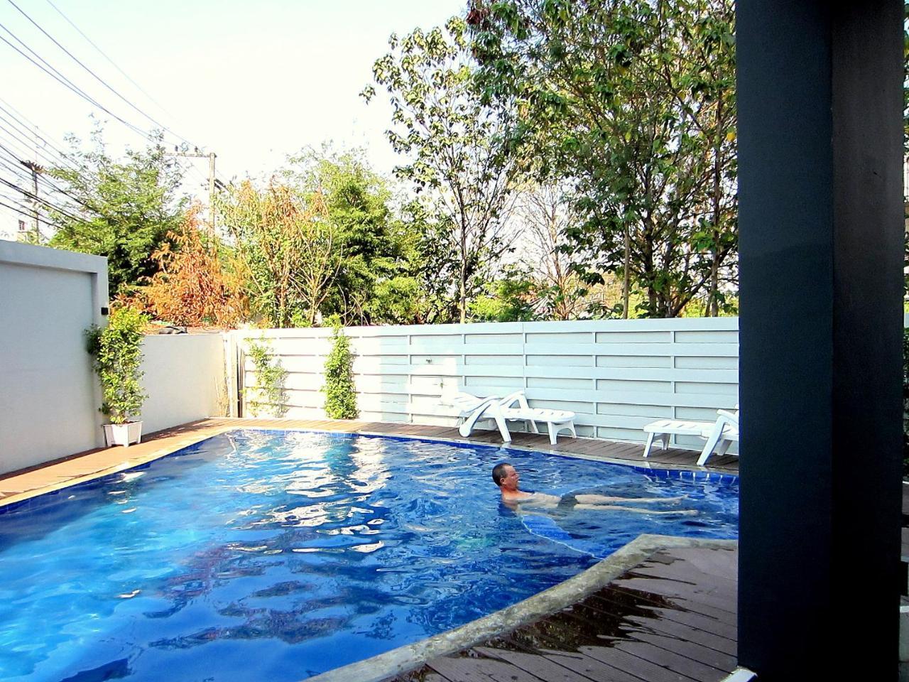 Siri Hotel Chiang Mai Exterior photo